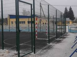 Установка ограждения для спортивной площадки Долматово